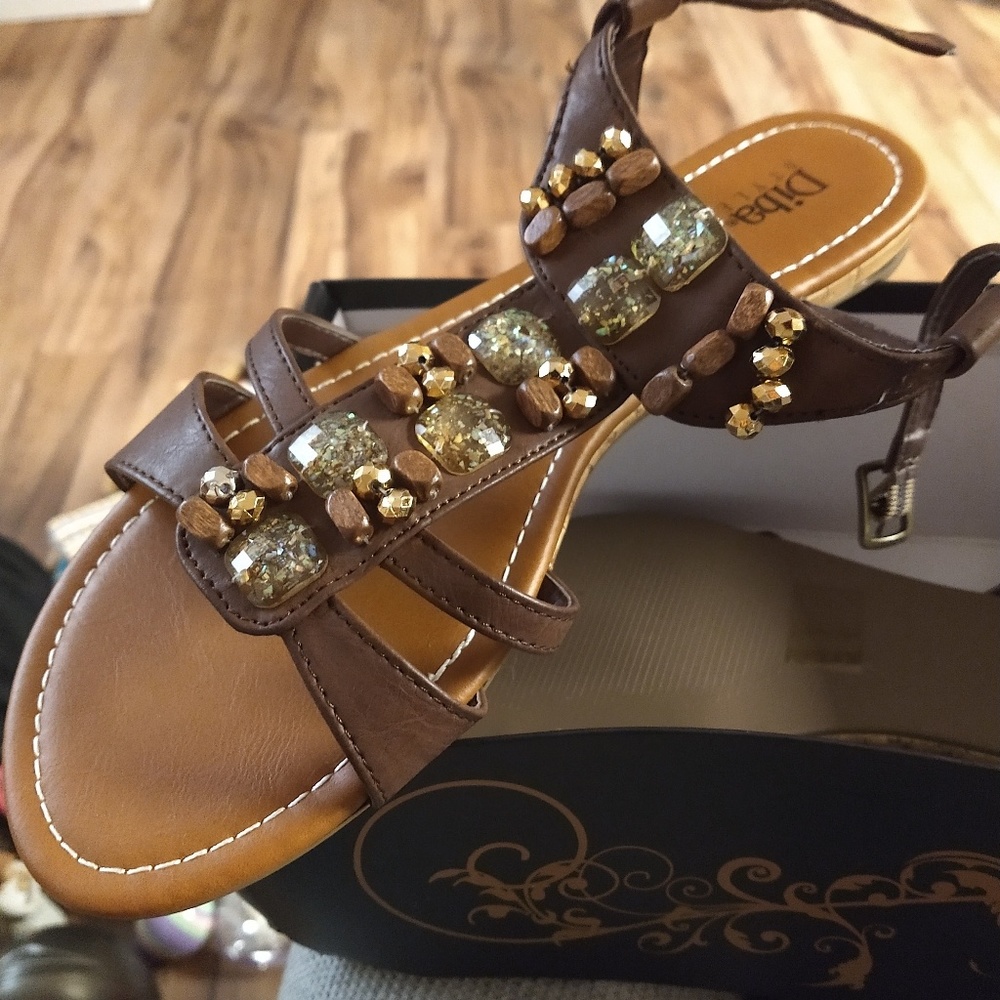 Womens shoes